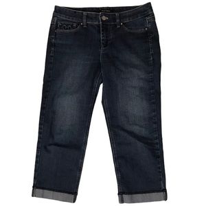 White House Black Market Crop Leg Blanc Jeans with Embroidered Pockets